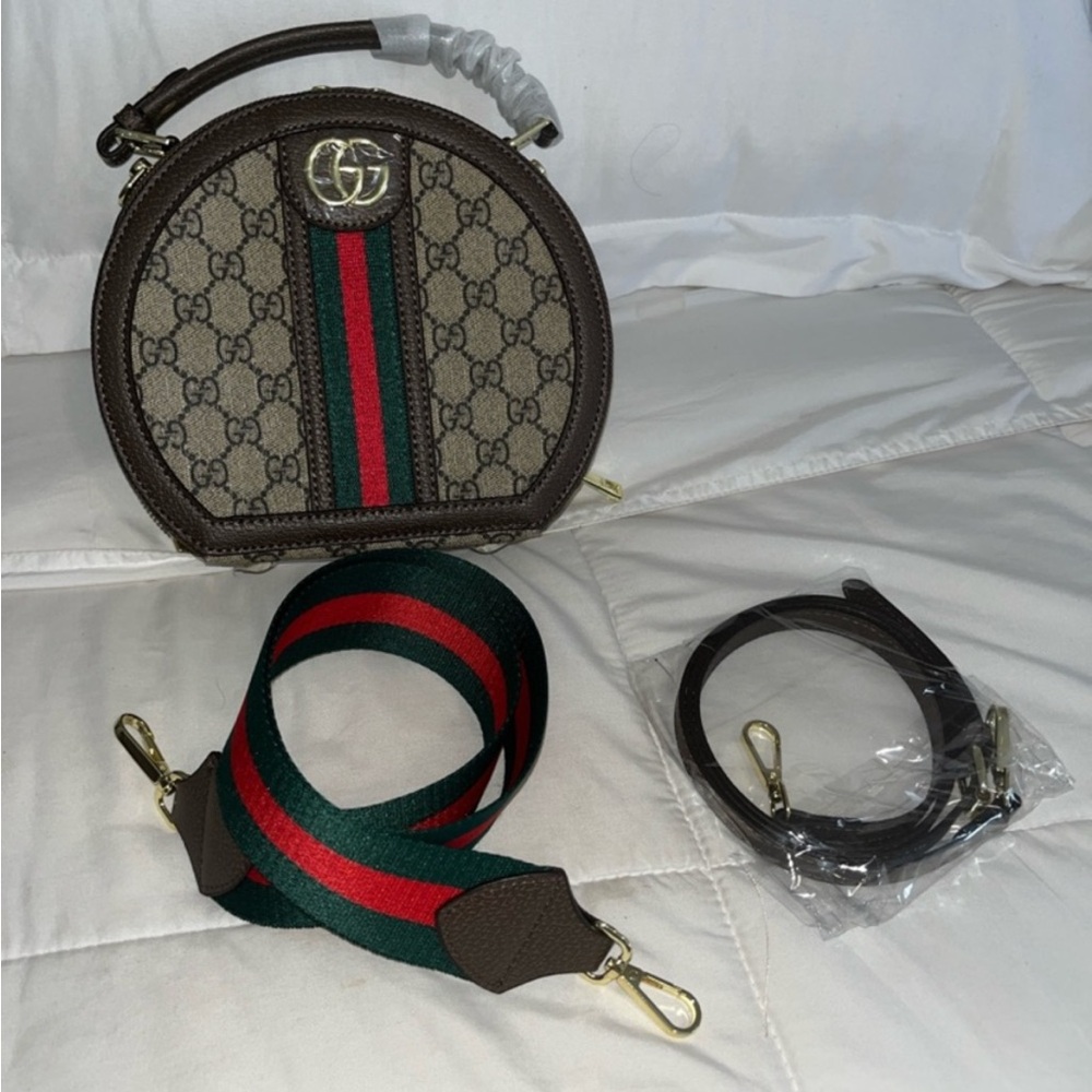 Cute fashion Supreme Round Shoulder Bag in Beige/Brown with Green-Red Stripe